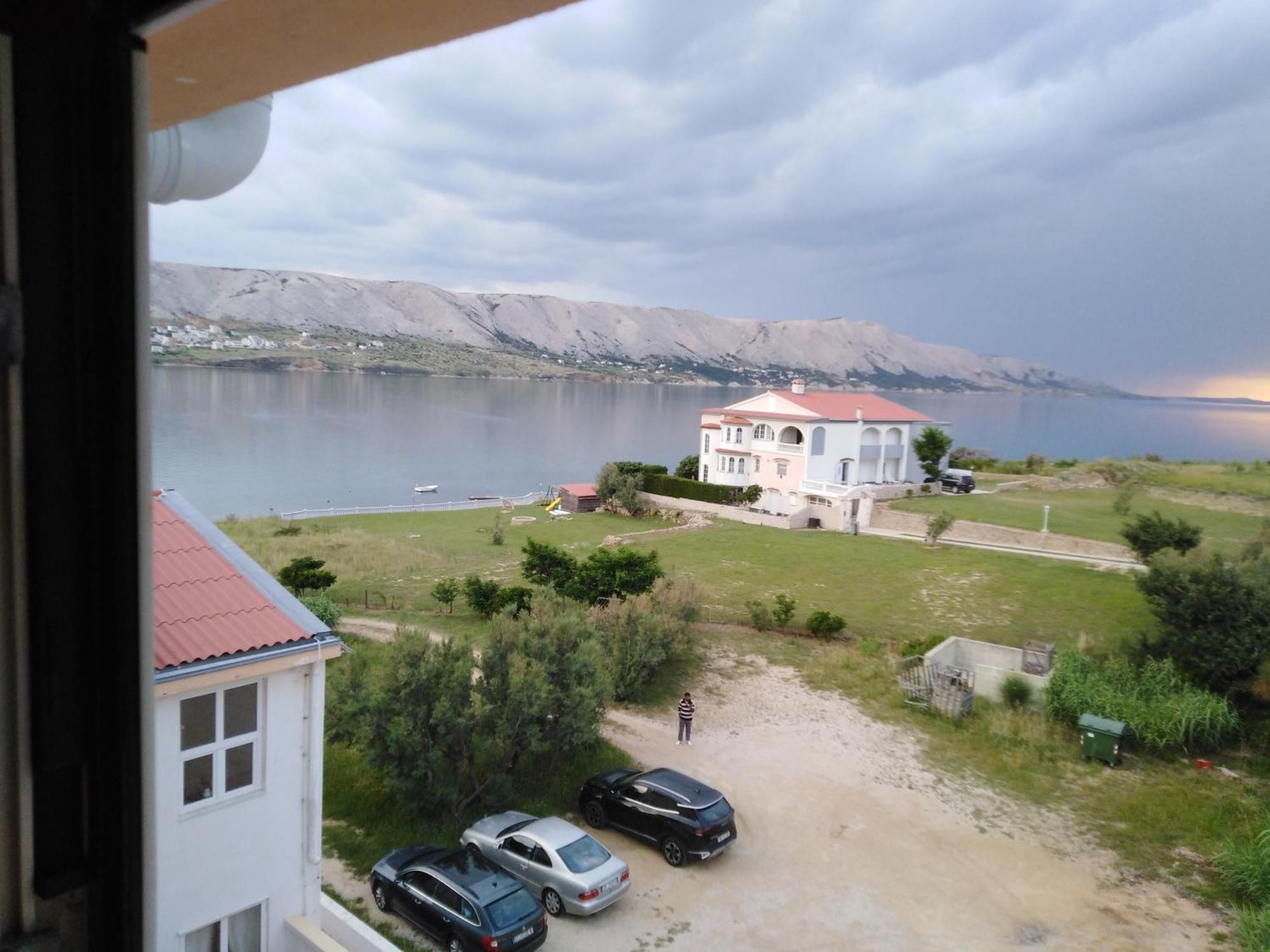 Tonino Apartments Pag Town Exterior photo